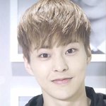 [EXO] 시우민 이거렌즈낀거임?