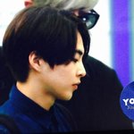 [시우민] 시우민 청순하고 <b>섬세</b>해보여