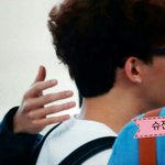 [시우민] 시우민 손가락도 <b>청순</b>해ㅠㅠㅠㅠ