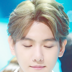 [EXO] <b>이마</b>에 꿀밤 먹이고싶다