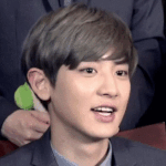 [EXO] 근데 뭔가 요즘 찬열이 더 까매진것같지 않아?