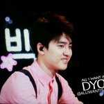 [EXO] 디오 코 왜이래?;;;;;  <b>화살</b>코됐어;;;;;