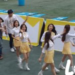 [EXO] <b>내</b><b>앞</b>으로 럽을리1즈 지나감ㅋㅋ