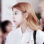 [EXO] 동글동글 커다란 눈도 좋고 뒤로 넘어간 머리도 죠아