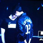 [EXO] 귀엽다 진짴ㅋㅋ 조용히<b>뒷짐</b>지는세니