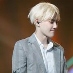 [EXO] <b>솔</b>까 수호 금발이랑 이번 찬열 은발 처음엔