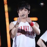[샤이니] 이 <b>벨트</b> 어떤거인지 아시는분?
