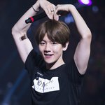 [EXO] 백현운동열심히<b>하나봄</b>ㅠ