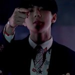 [EXO] 세훈이는 이런 <b>악세사리</b> 존나 잘어울려