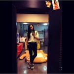[모든팬덤] 빅토리아부터 엑소까지 같은 신발 다른 느낌