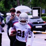 [EXO] <b>럭비</b>가 아니라 미식축구