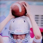 [카이] 뮤뱅 출근길 카이 <b>사실</b> 졸려웠다