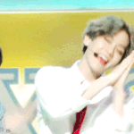 [백현] 오늘도어김없이요정이....뮤뱅