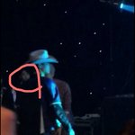 [모든팬덤] 빅뱅한테 인사안하고 째려보는 디오