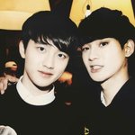 [EXO] 뜬금)애들2명이상나온 셀카좀뿌려줘 (스밍투표ㅇㅈ)