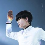[EXO] 흑발덮세나비<b>소년</b> 한국에서도보고싶어