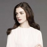 [EXO] 앤 해서웨이 vs <b>스칼렛</b> 요한슨