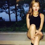 <b>일상</b>생활도 화보같은 현아 