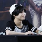 흑발로 돌아온 <b>태민</b>이