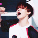 [CHEN] 종대생들 종대 진짜 <b>뿌듯</b>하지않아?