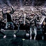 [위너] 300일