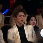 <b>수호</b>왜이러는거야?