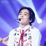 [EXO] 민석이이날 아이섀도색 존<b>예</b>던데