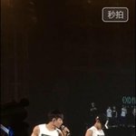 [카이] 막내 <b>배꼽</b>만지기 퀘스트 수행한 종인이