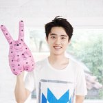 [도경수] MCM <b>촬영</b> 비하인드컷 경수