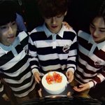 [시우민] 엠피디 사랑해<b>욤</b> 시우민과 축하케이크