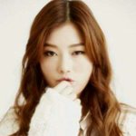 [댓글부탁해] 누군지 좀 알려줘!!!! 급해ㅠㅠㅠㅠ (사진유)