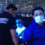 [EXO] 줌해서 찍은거겠지? 가깝다