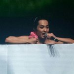 [EXO] ㅅㅂ 민석이 팔근육봐