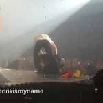 [EXO] 찬열이 오늘도 <b>응징</b>당함ㅋㅋㅋㅋㅋㅋㅋㅋ