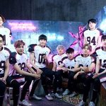 [EXO] 이 사진 나만 <b>처음</b> <b>봄</b>??(당황)