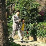 [꽃보다엽기]  다른 애들은 아빠가 <b>차로</b> 학교데려다주는데...jpg