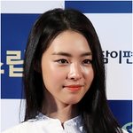 <b>흑백</b>으로 완성한 이연희 최근 리즈 미모