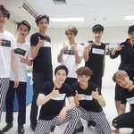 [시우민] 인증<b>요정</b> 시우민 ㅋㅋ