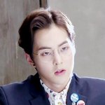 [시우민] 시우민의 <b>완전</b> 다른 두 얼굴 