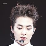 [시우민] <b>땀방울</b>도 그에게 머물고 싶어하는 (시우민)