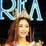 이 언니의 시계는 거꾸로 흐르는 듯