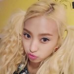 금발의 바비 인형 같은 씨스타 <b>보라</b>