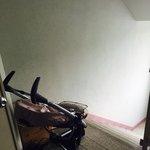 [방탈죄송] <b>앞집</b> 때문에 화납니다.