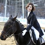 여신<b>빙의</b>한듯한 김성령 고품격 자태