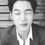 <b>힐링</b> 부르는 男아이돌 눈웃음