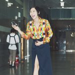 난해하지만 어울리는 김나영의 스타일링