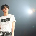 [세훈] 스엠에서올린<b>방콕</b>사진+지인스타그램에올라온세니