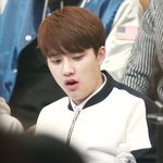 [도경수] 아<b>깽이</b> 뚜뚜~ 사랑스러운 우리 경수