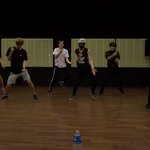 [EXO] 까만<b>나시</b> 태용이 시강쩔b