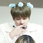 [EXO] 요즘 팬싸에 이런거 가져가는게 <b>유행</b>인가봄ㅋㅋㅋ